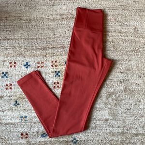 Girlfriend Collective High-Rise Leggings in Rust, Size XS